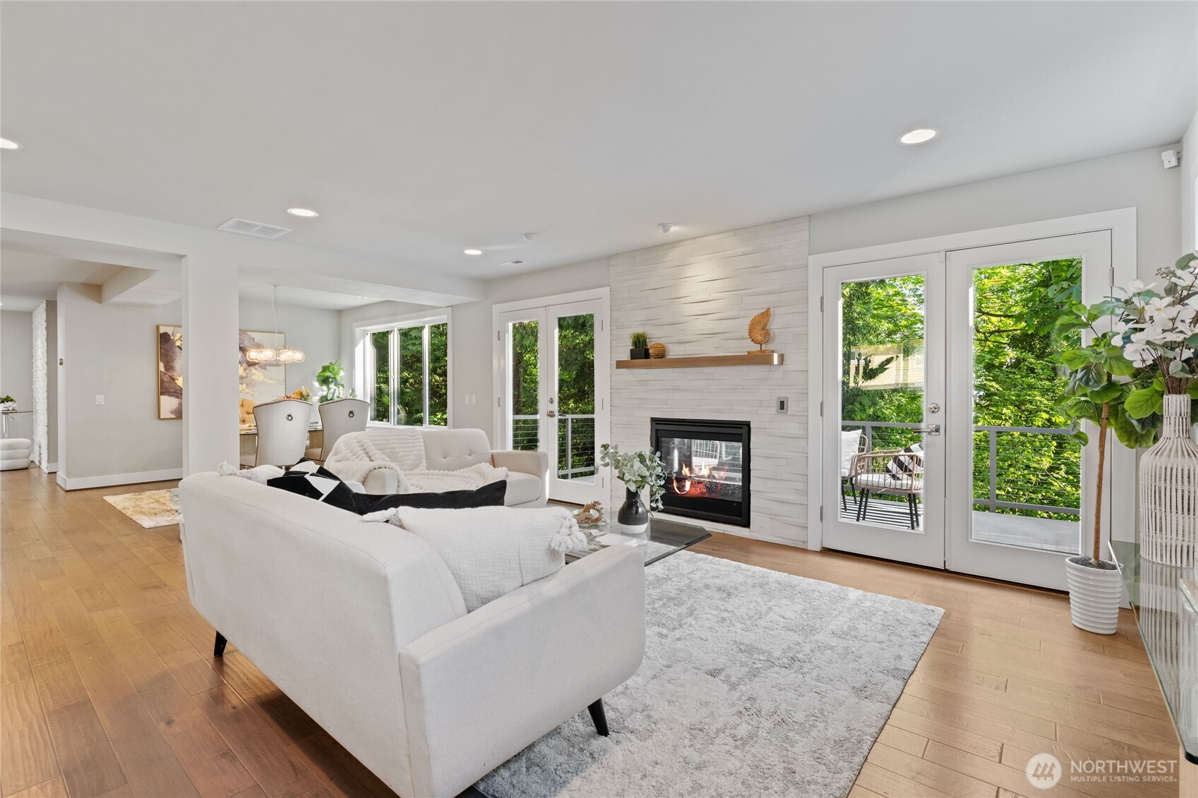 1207 2nd Avenue Property Photo 12