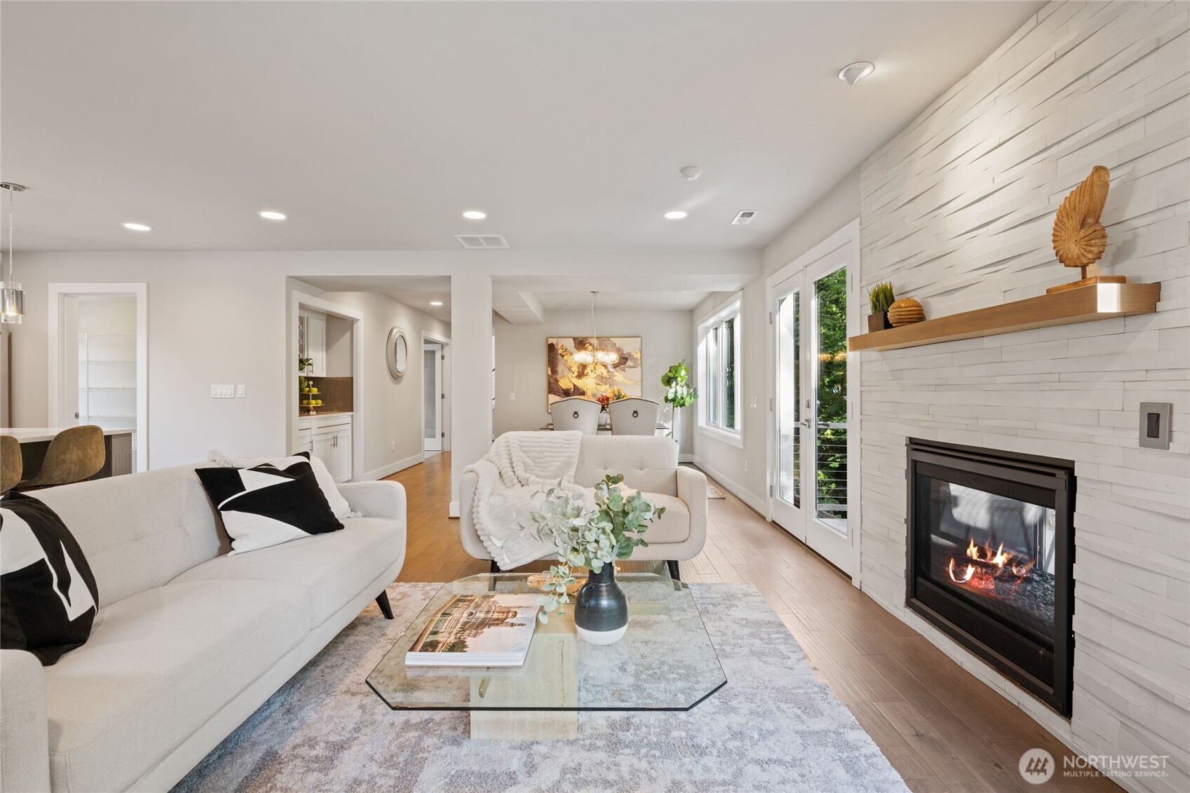 1207 2nd Avenue Property Photo 13