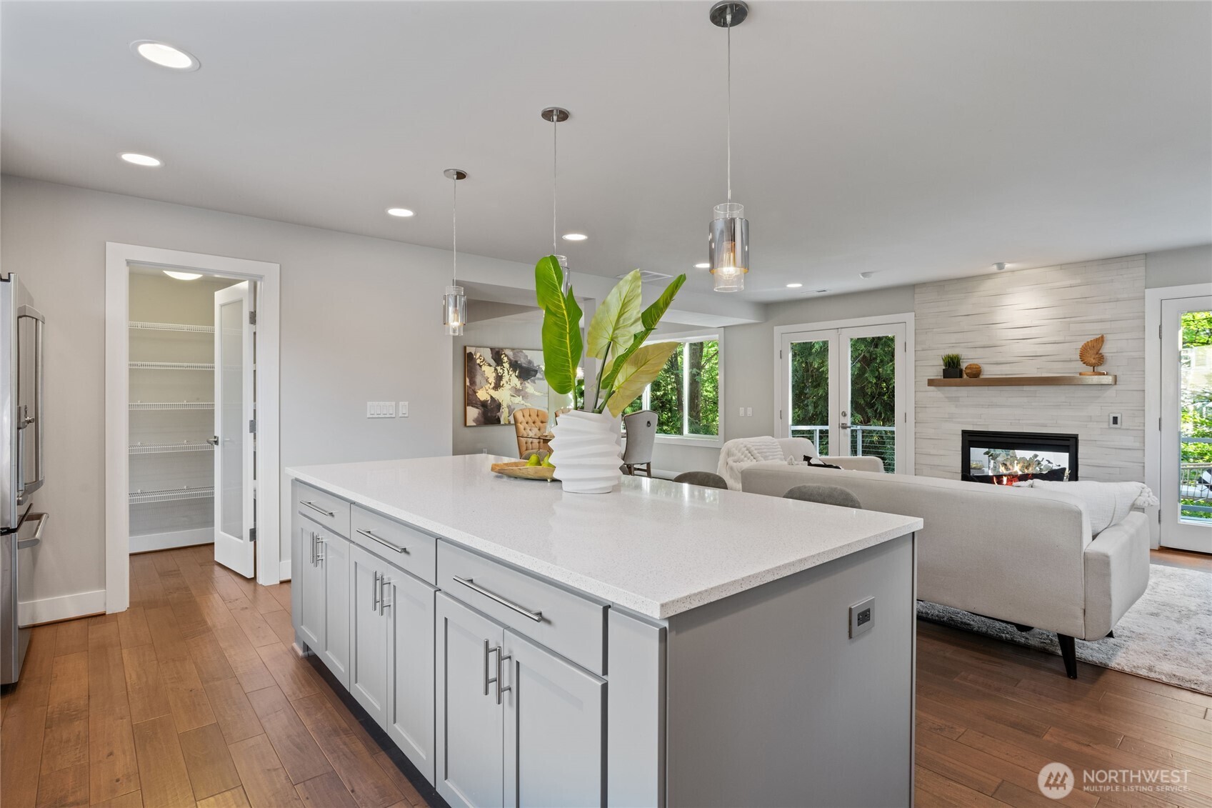 1207 2nd Avenue Property Photo 21