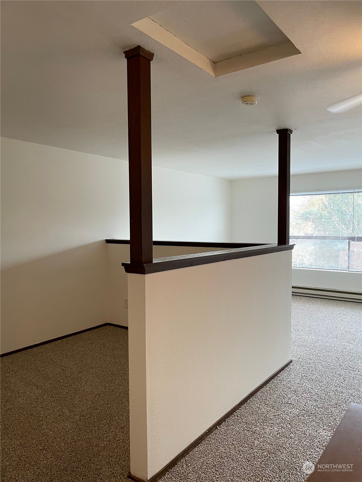 648 S 152nd Street Property Photo 4