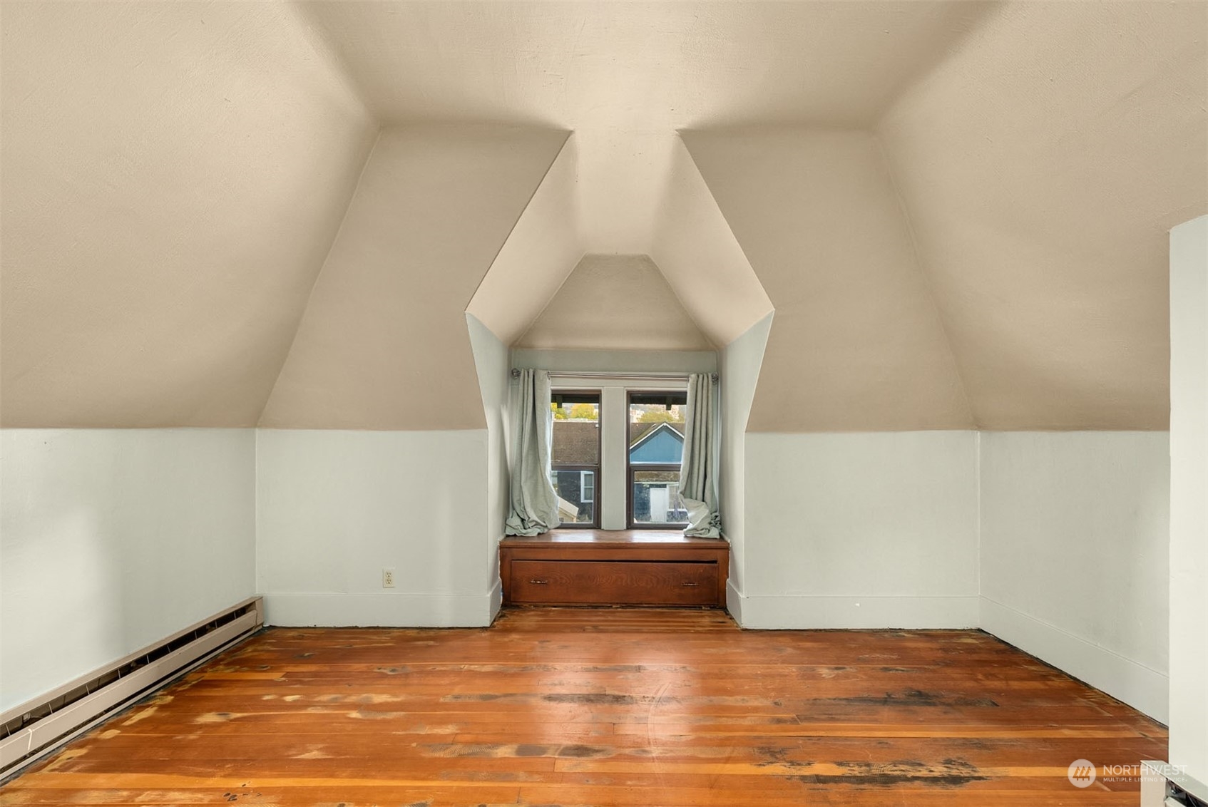 1012 Dupont Street Property Photo 26