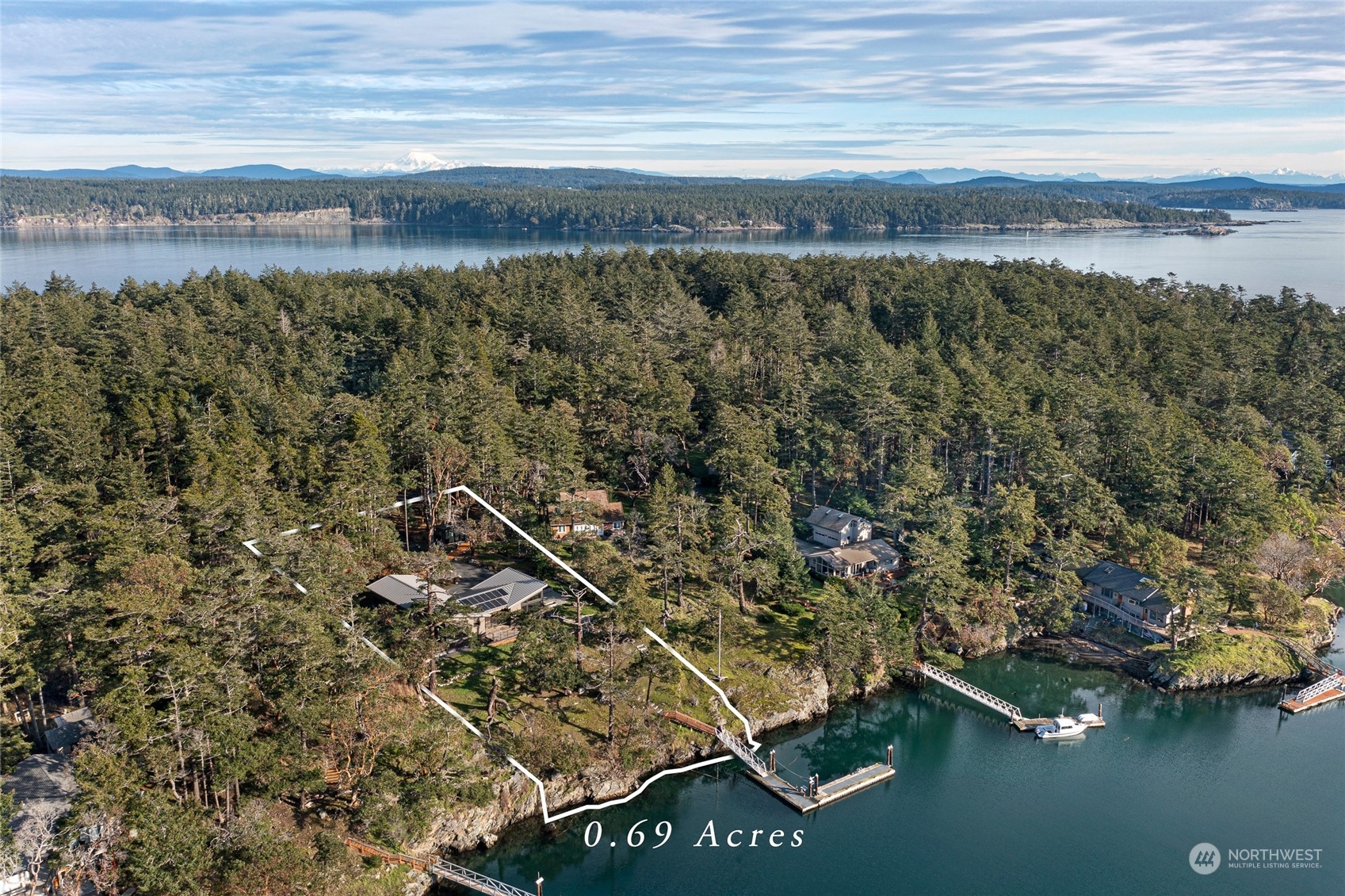 479 Cape Drive Property Photo 1