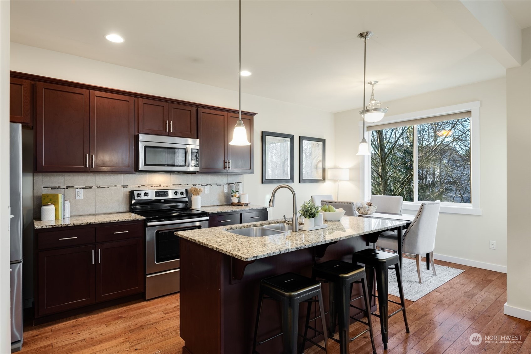 14520 17th Avenue Property Photo 6
