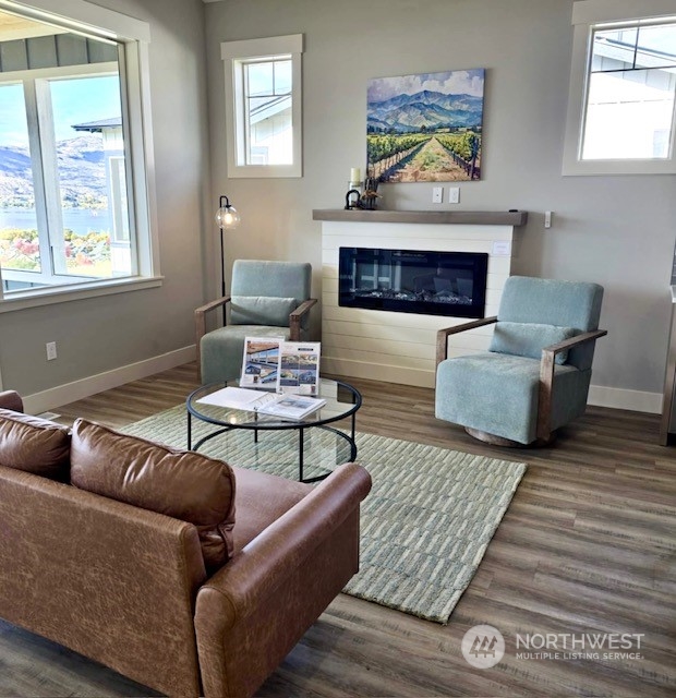 211 Village Way Property Photo 6