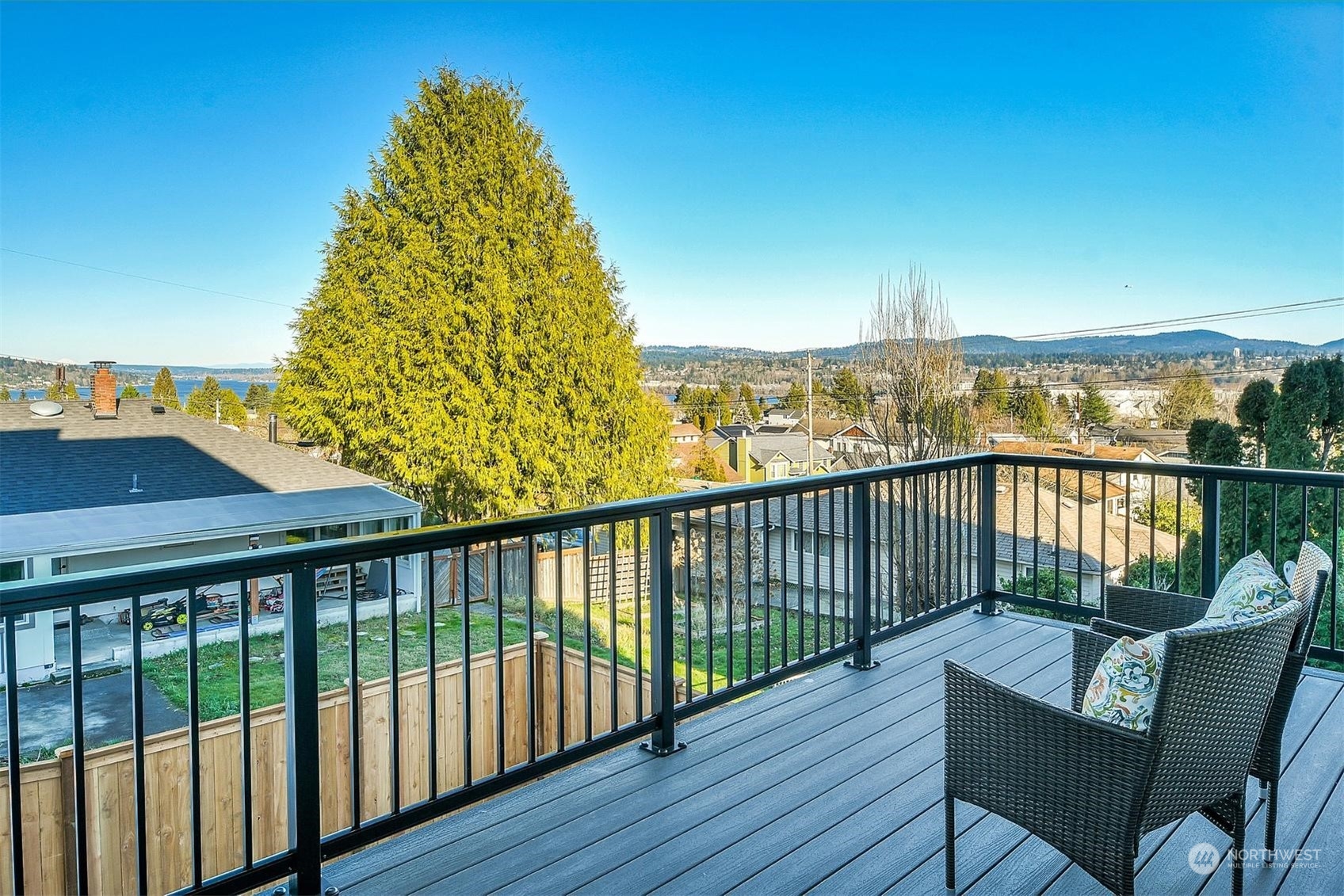 8246 S 121 Property Photo 14