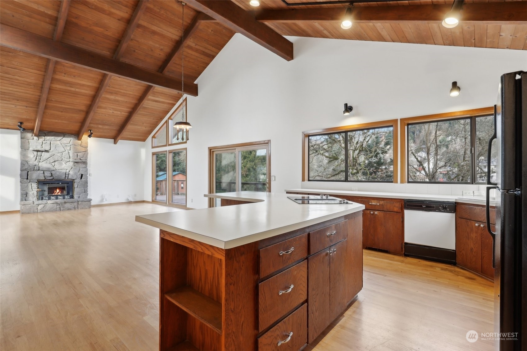 1025 K Street Property Photo 8