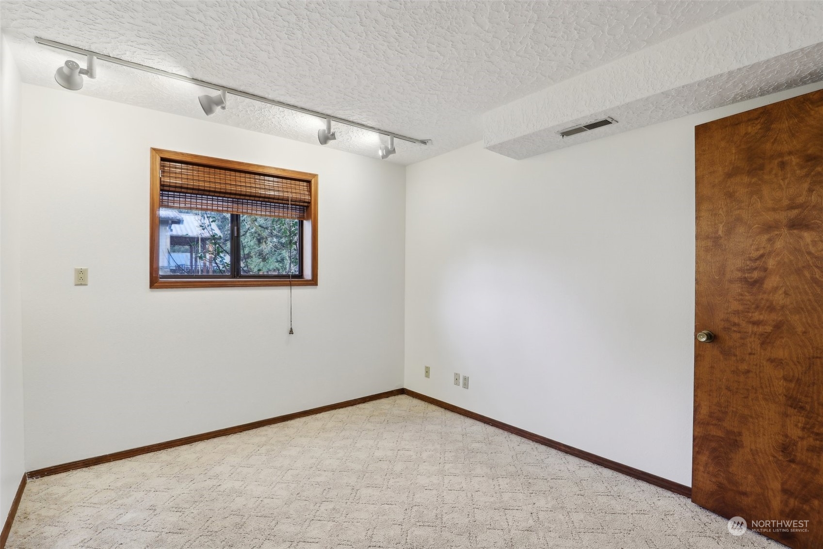 1025 K Street Property Photo 15