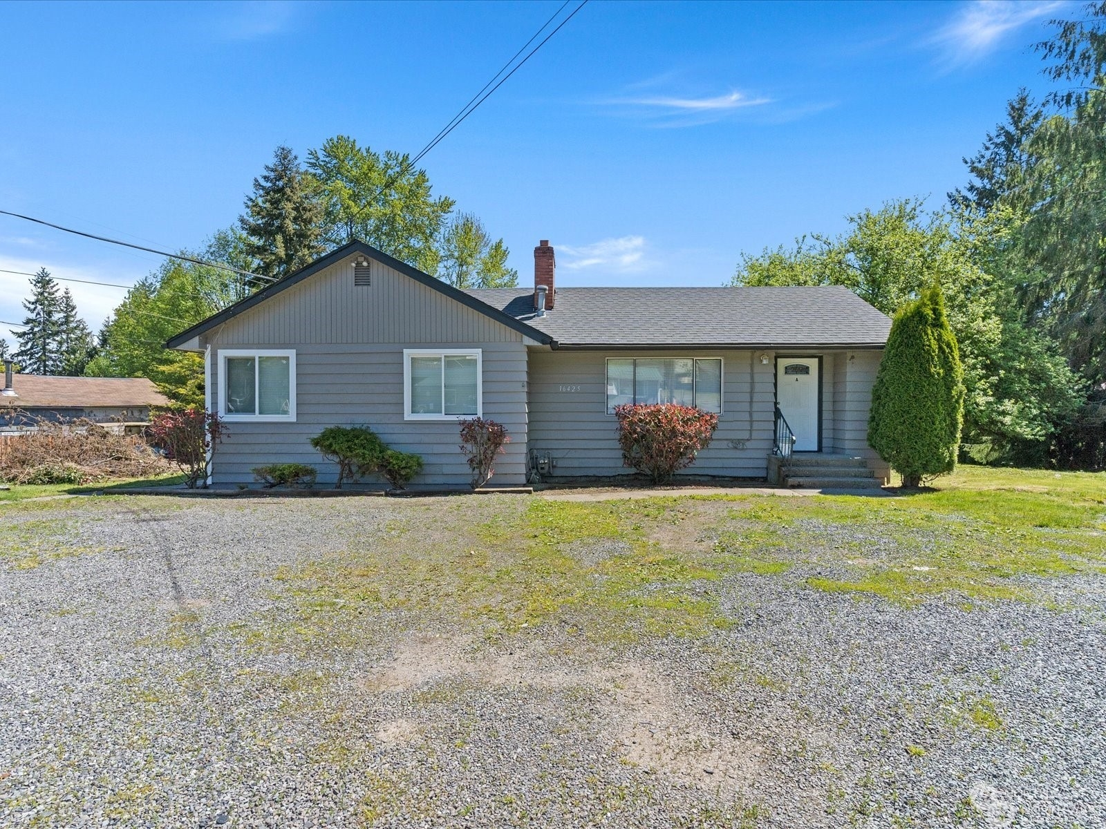 16425 Broadway Avenue Property Photo