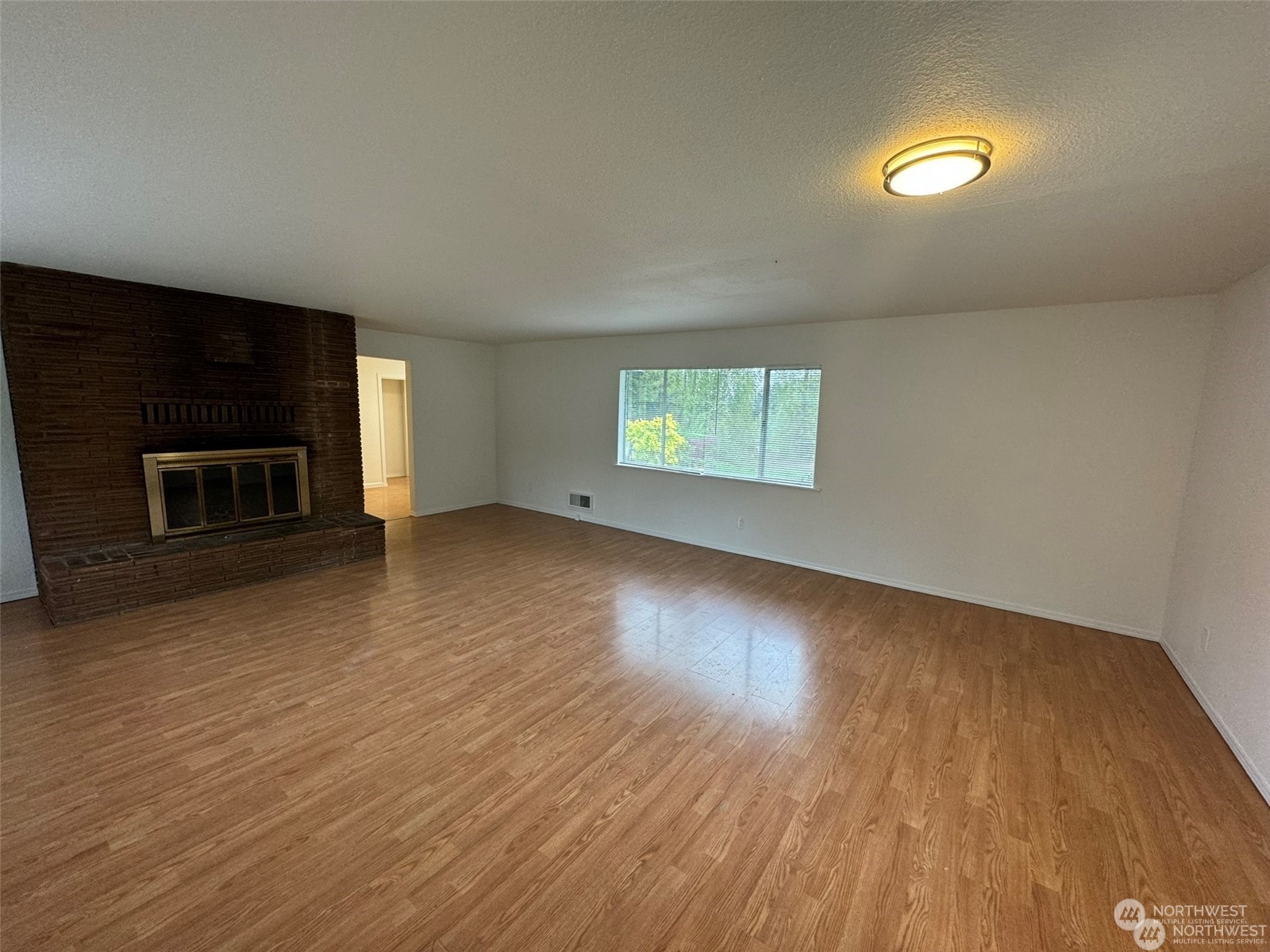 16425 Broadway Avenue Property Photo 7