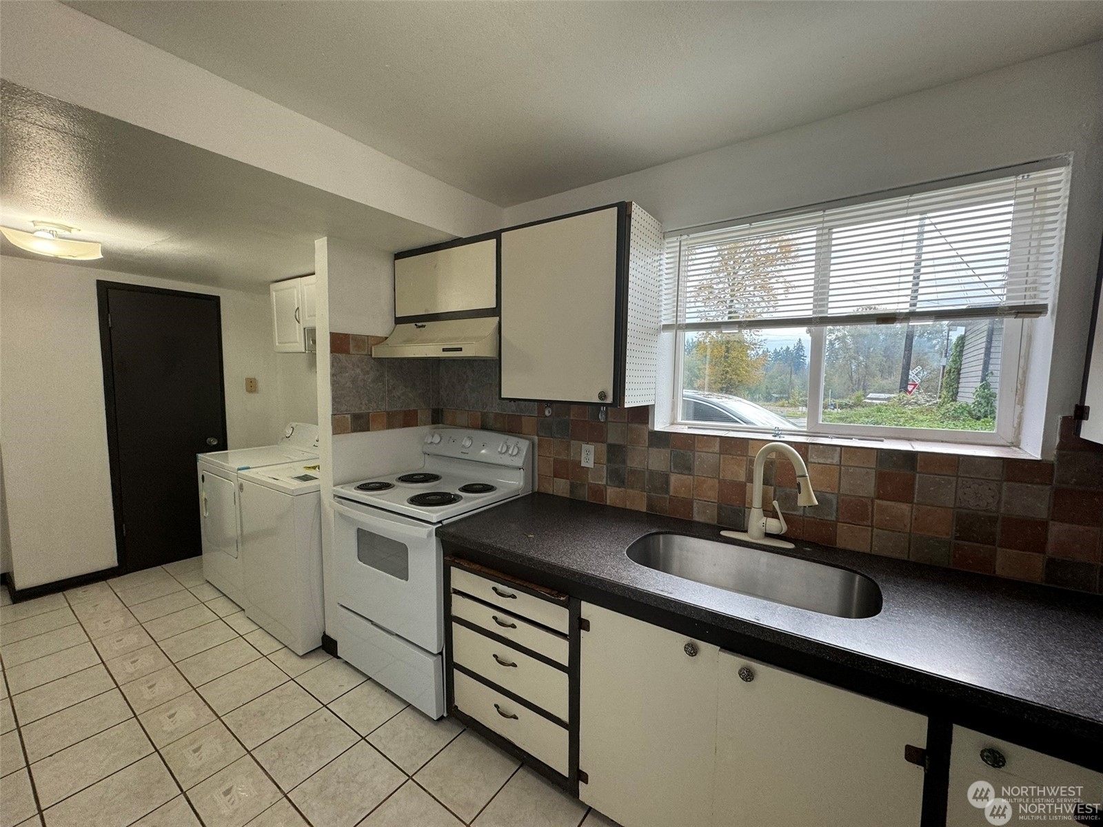 16425 Broadway Avenue Property Photo 22