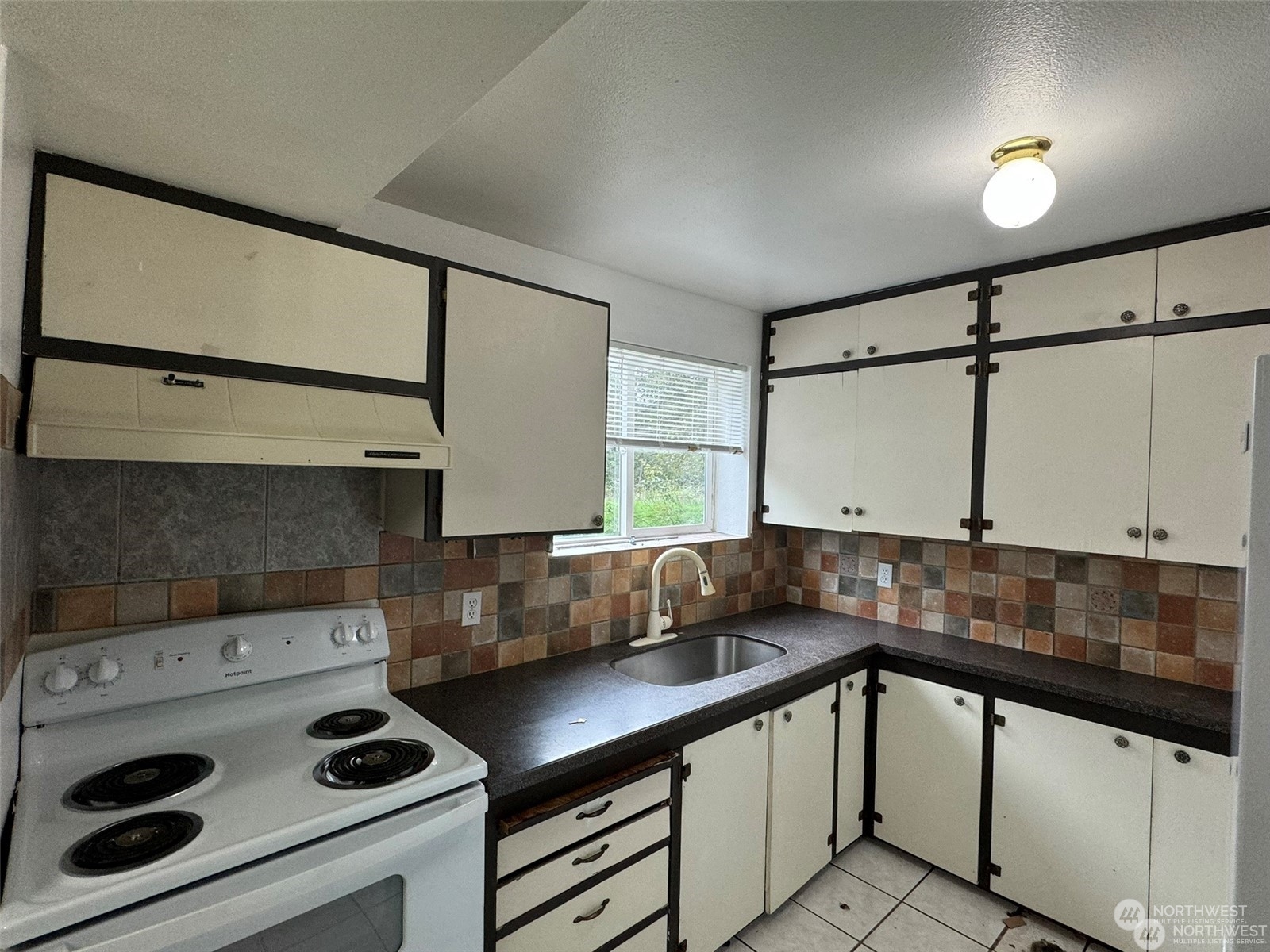 16425 Broadway Avenue Property Photo 23