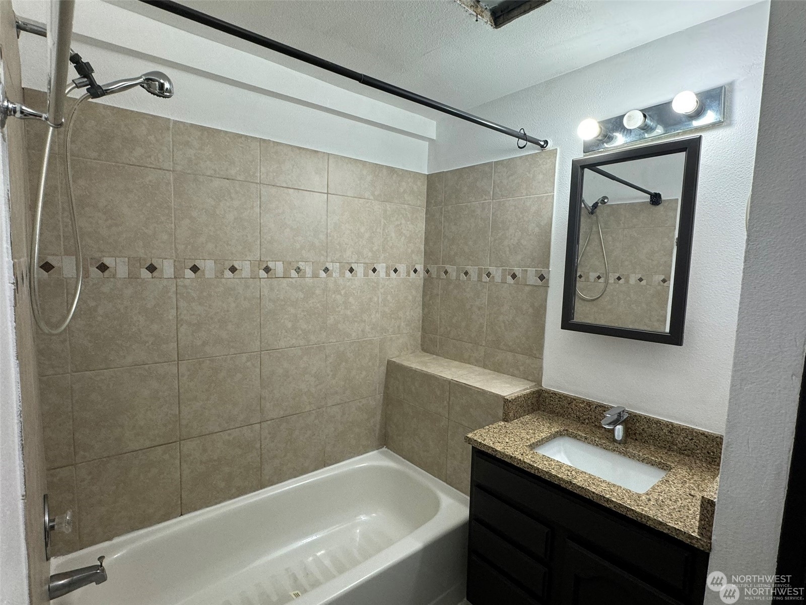 16425 Broadway Avenue Property Photo 29