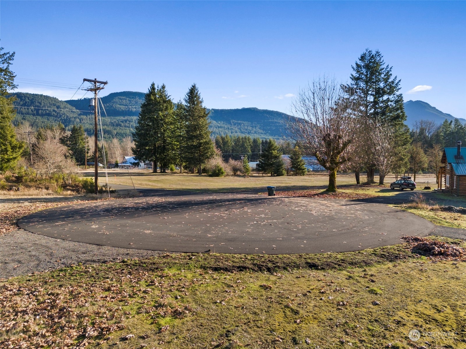 115 Huntington Road Property Photo 12