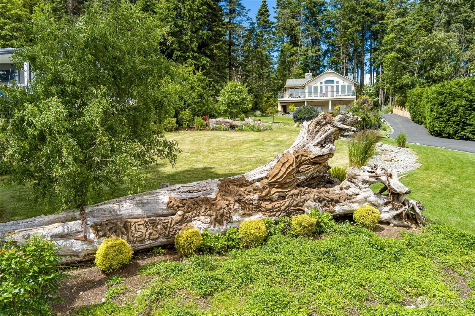 1537 Polnell Road Property Photo 4