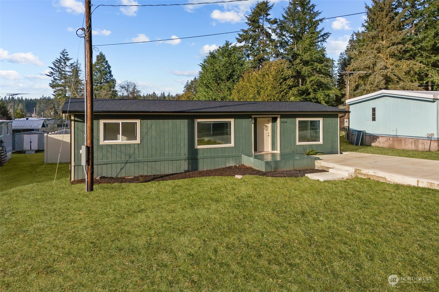 6458 Haven Way Property Photo