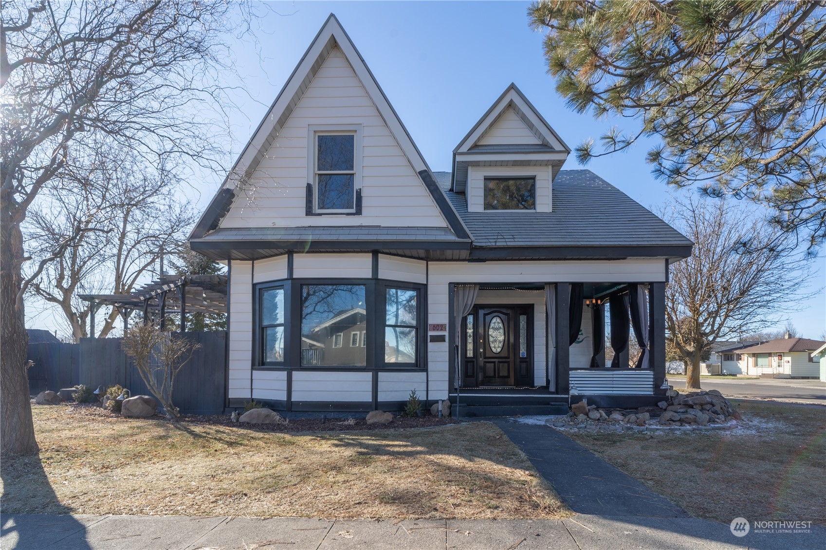 602 S Adams Street Property Photo