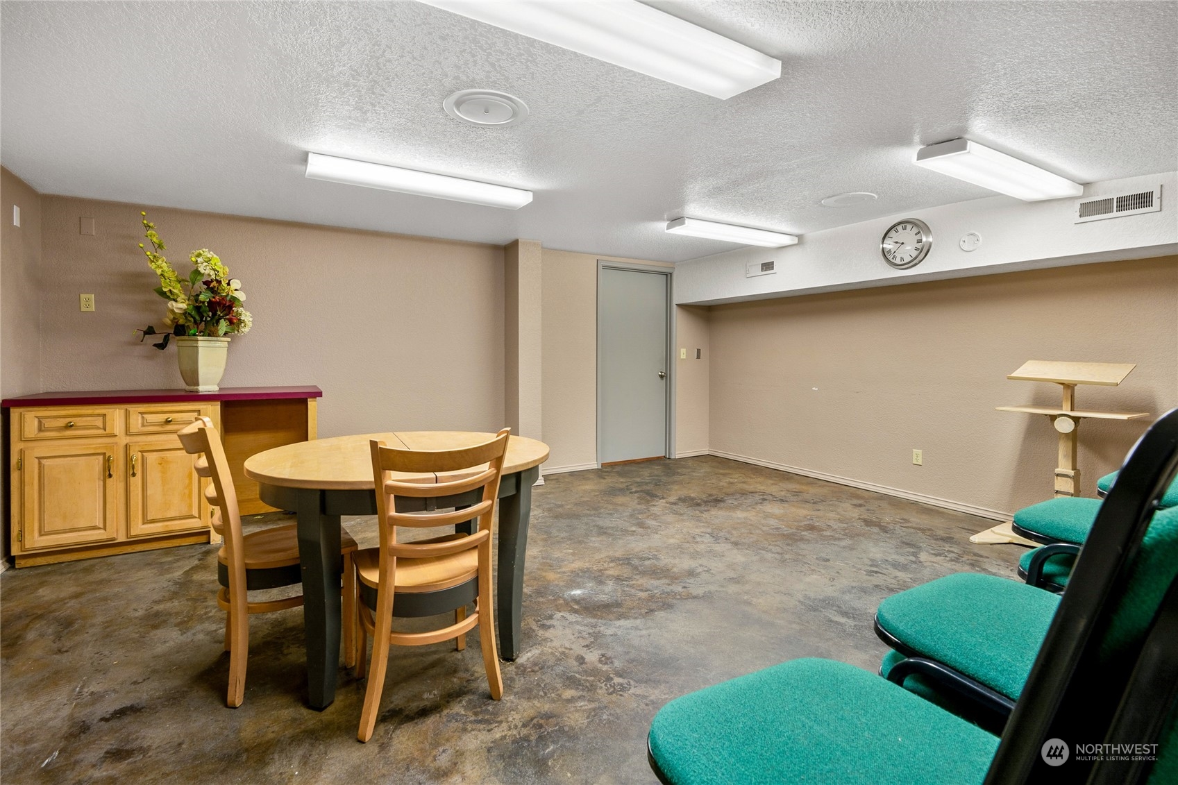 804 N State Street Property Photo 21