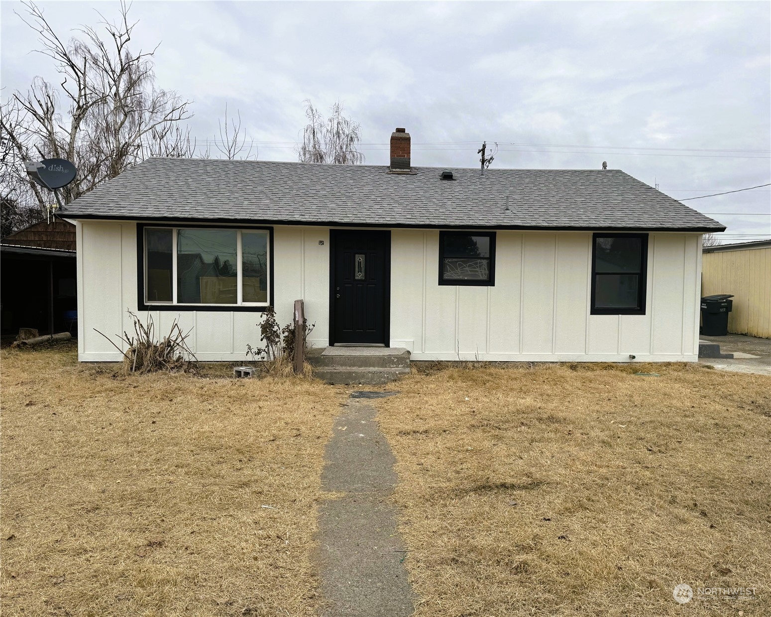 617 E 2nd Street Property Photo