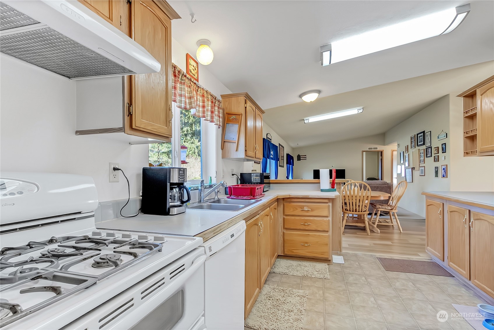 11307 Woodbrook Road Property Photo 9