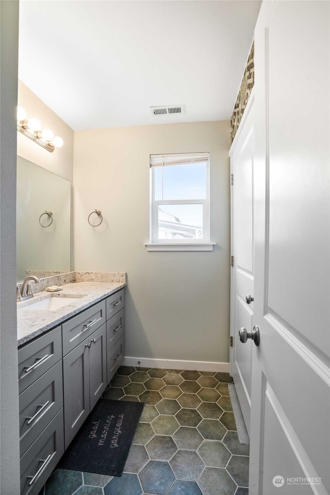 55 Ridgetop Lane Property Photo 18