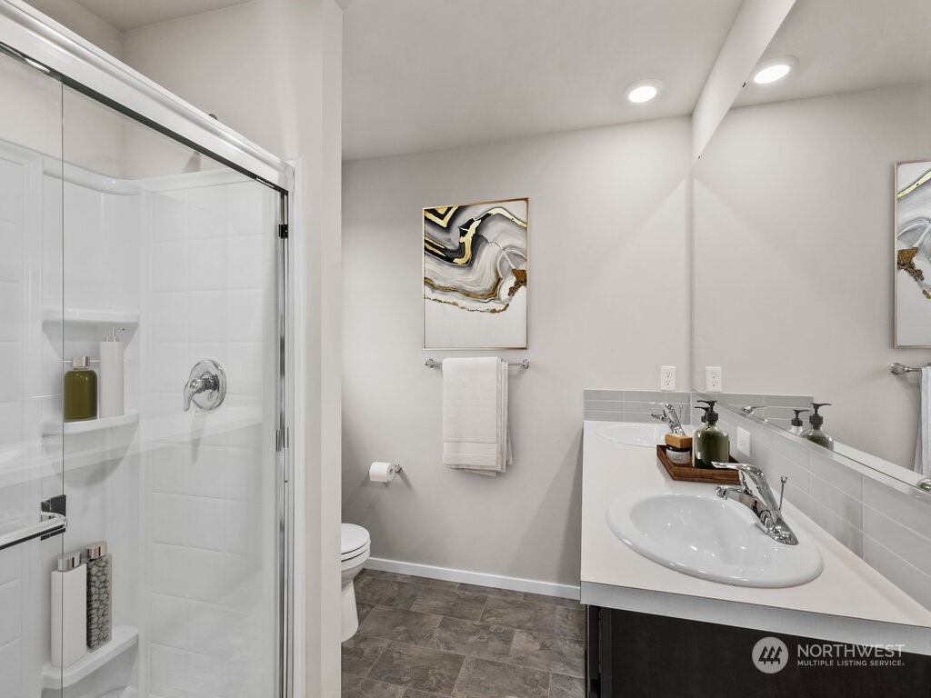 6819 Langley Avenue 142 Property Photo 18