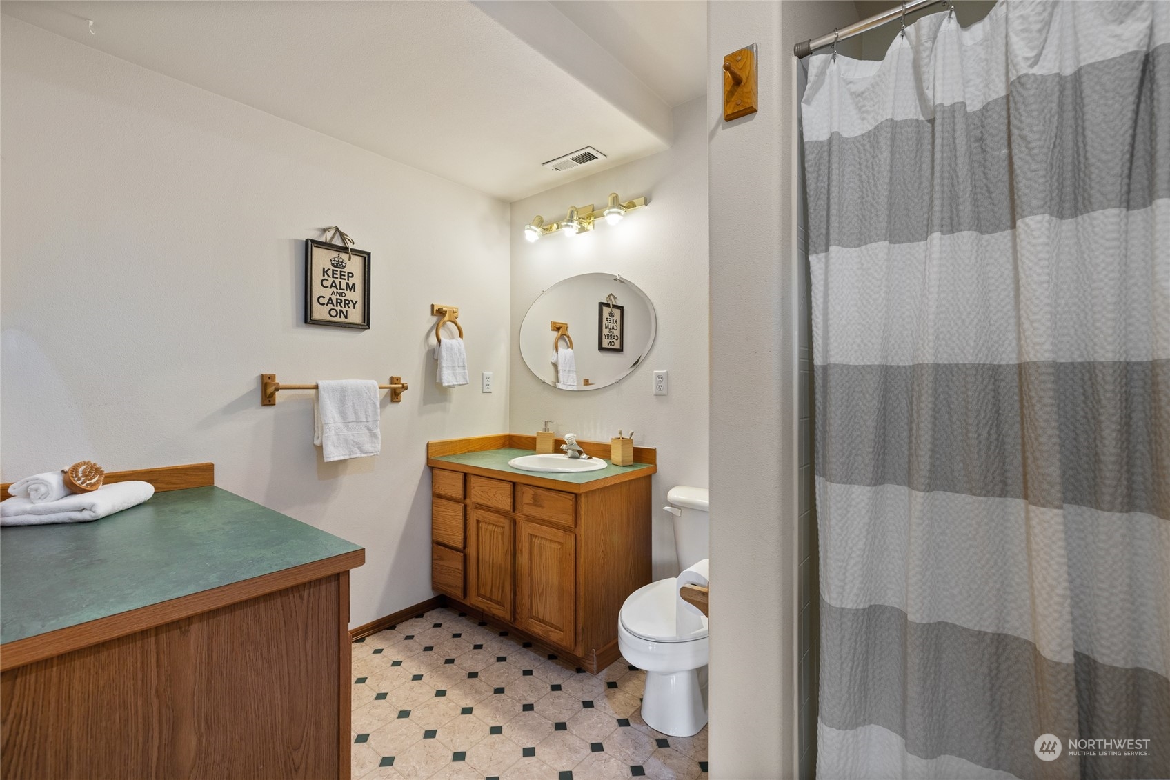 9019 Edgewater Drive Property Photo 31