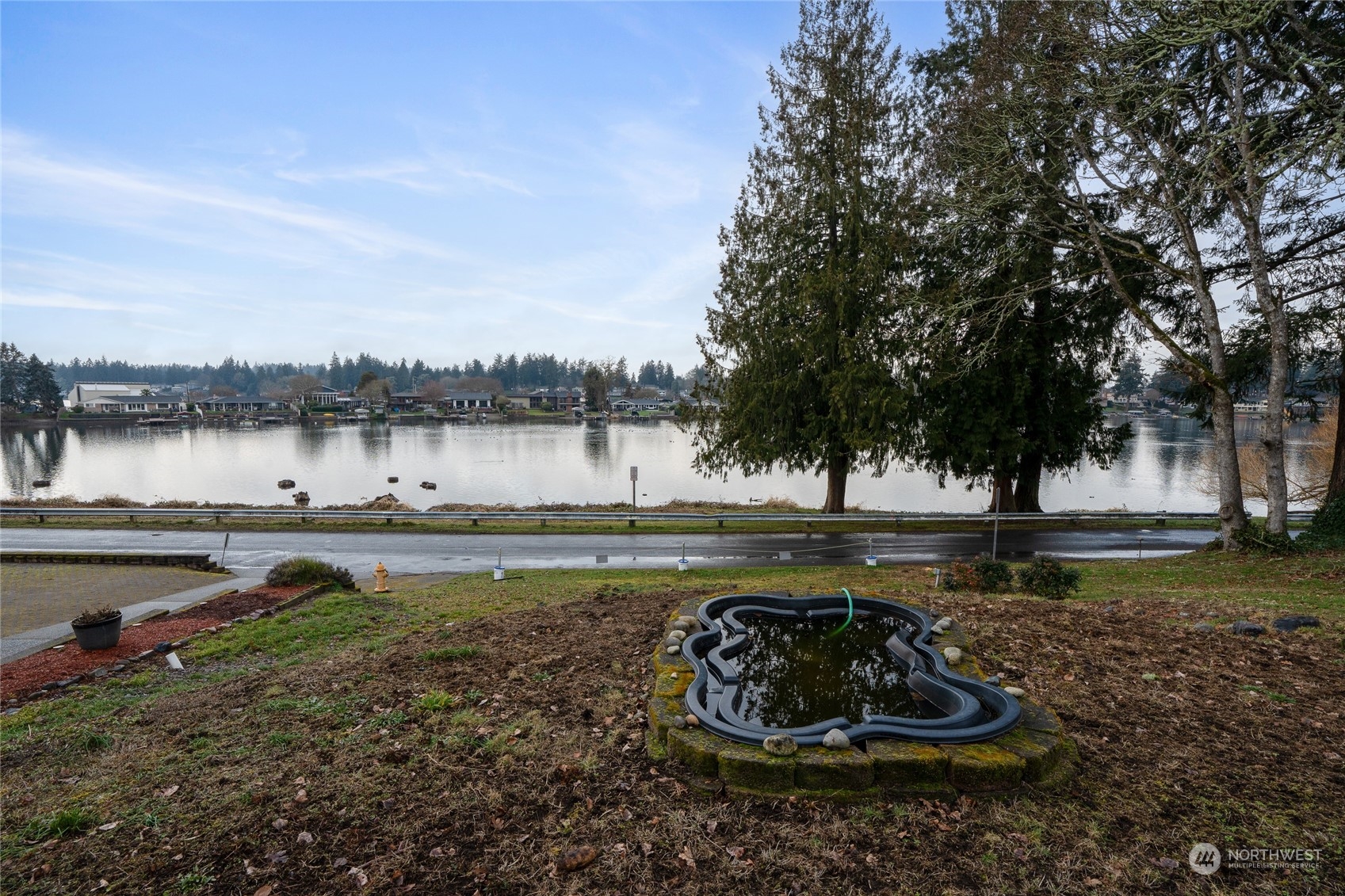 9019 Edgewater Drive Property Photo 39