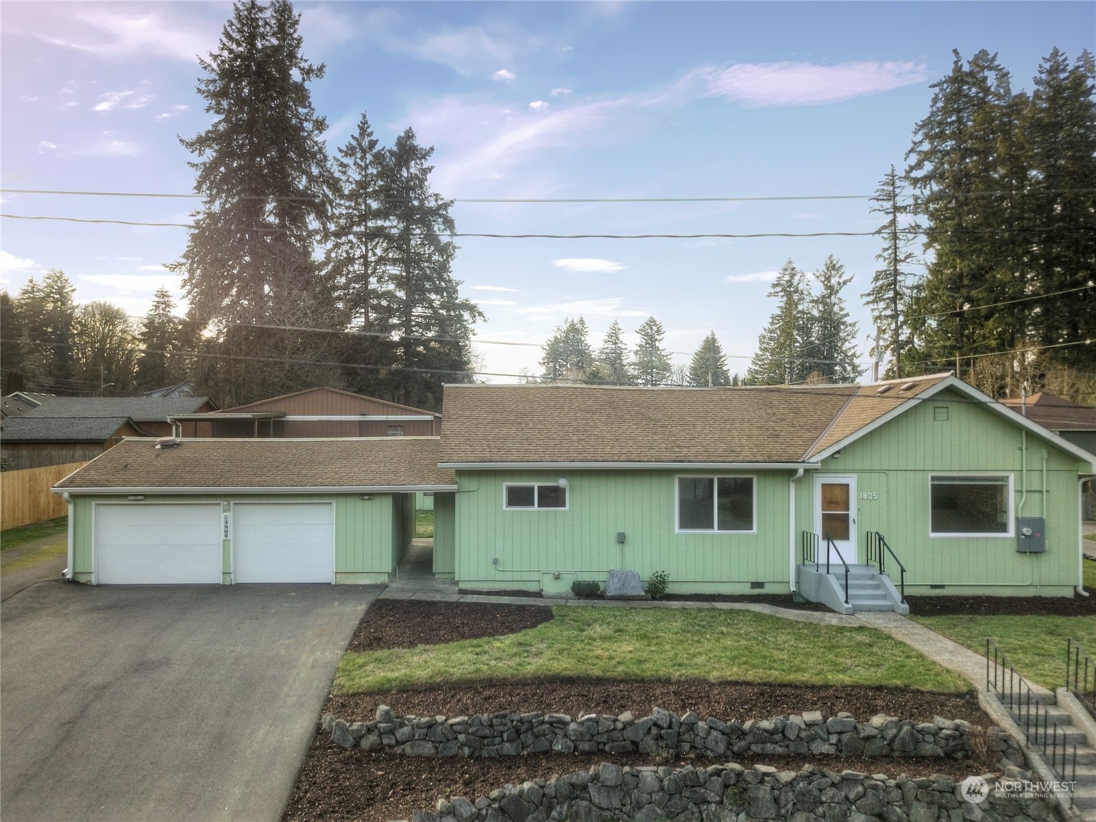1805 Boundary Street Property Photo