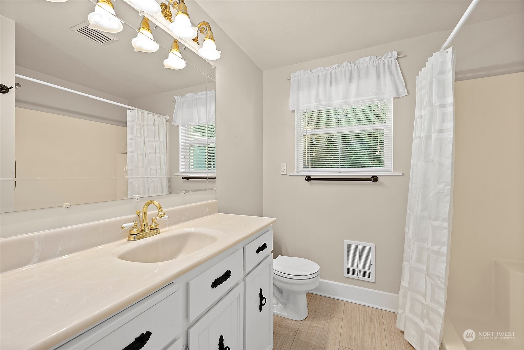 18104 28th Street Property Photo 14