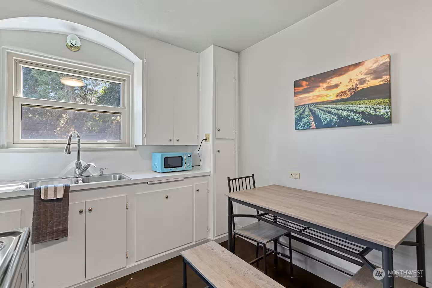 318 Morris Street Property Photo 14