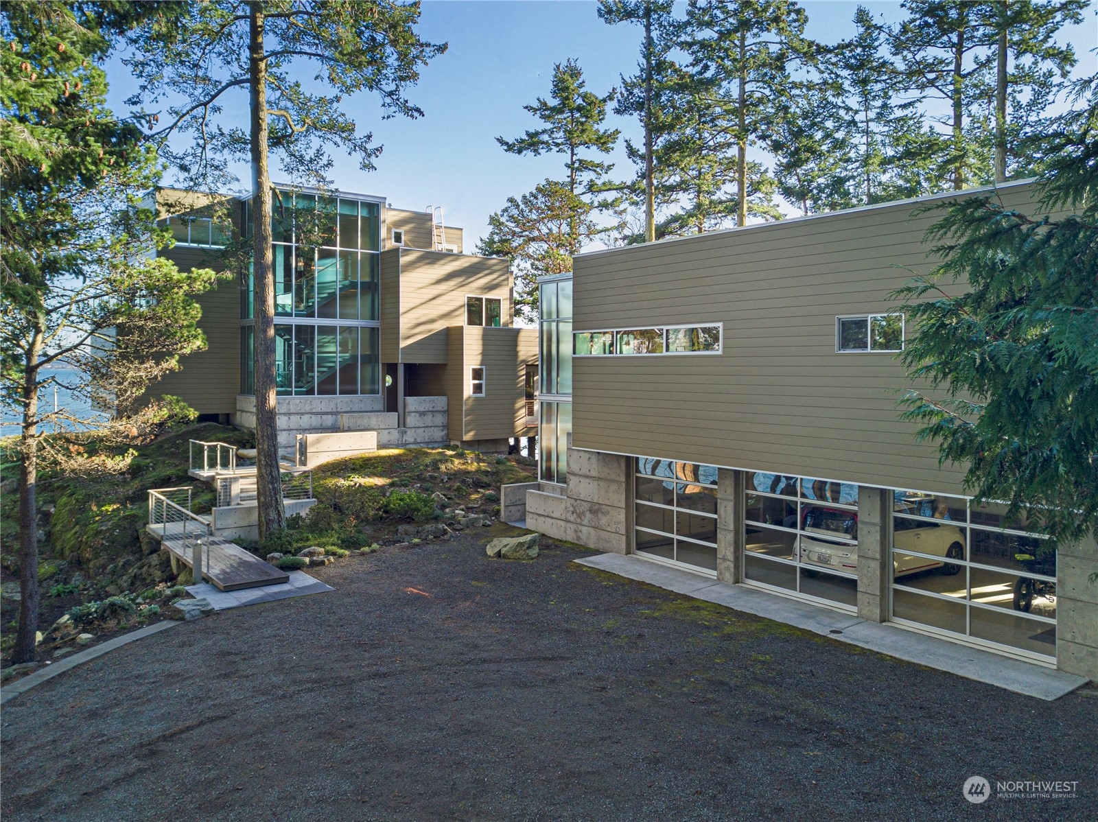 2623 Pear Point Road Property Photo