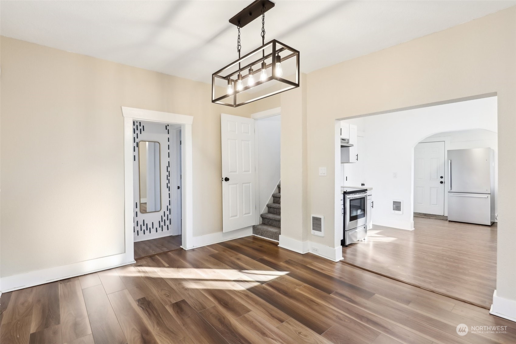 534 18th Street Property Photo 10