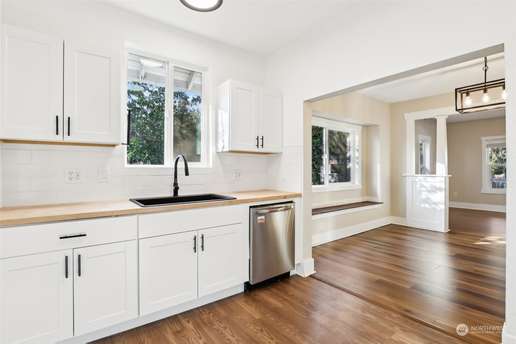 534 18th Street Property Photo 16