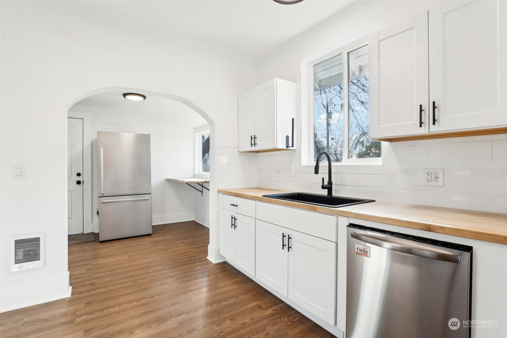 534 18th Street Property Photo 19