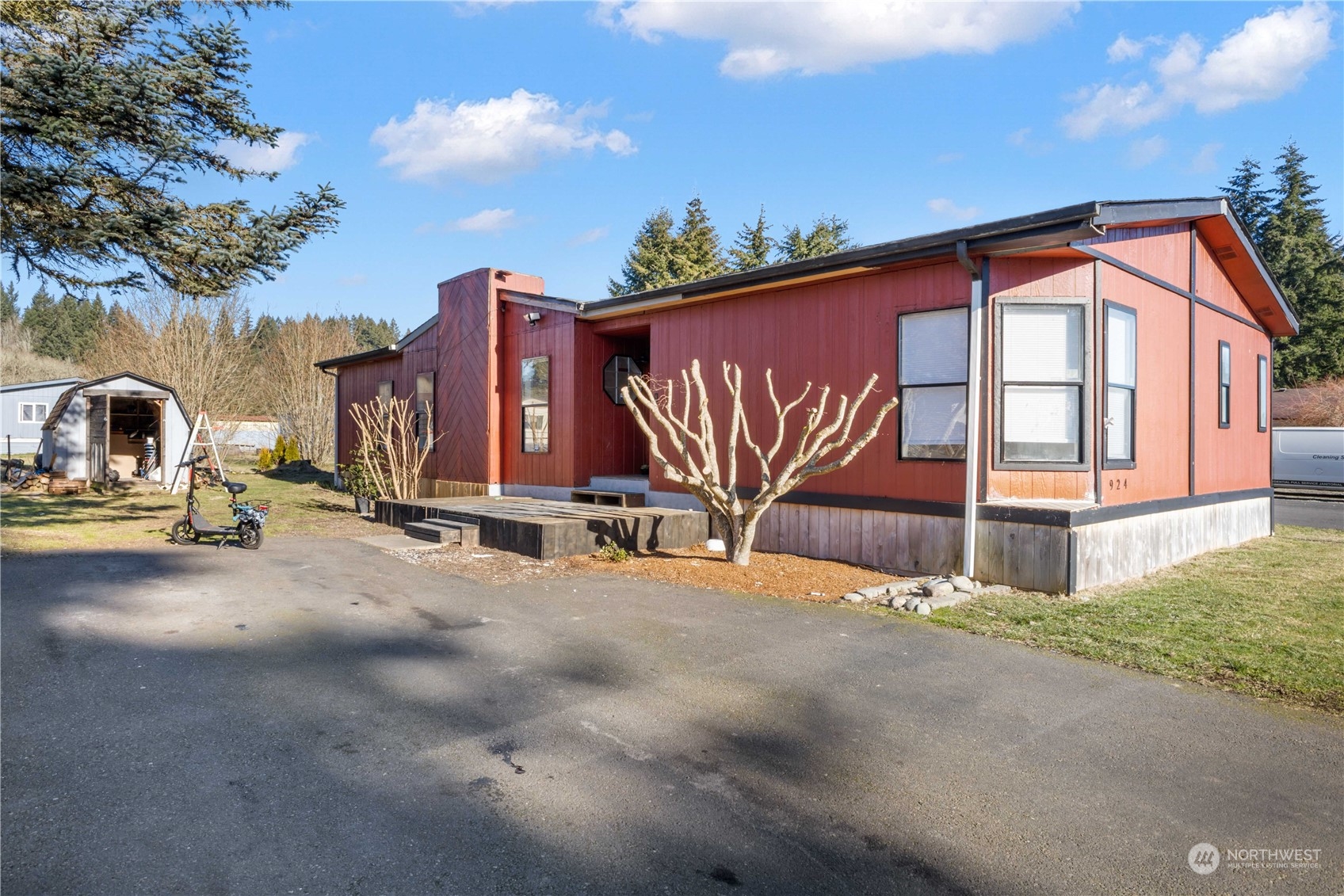 924 Lincoln Avenue Property Photo