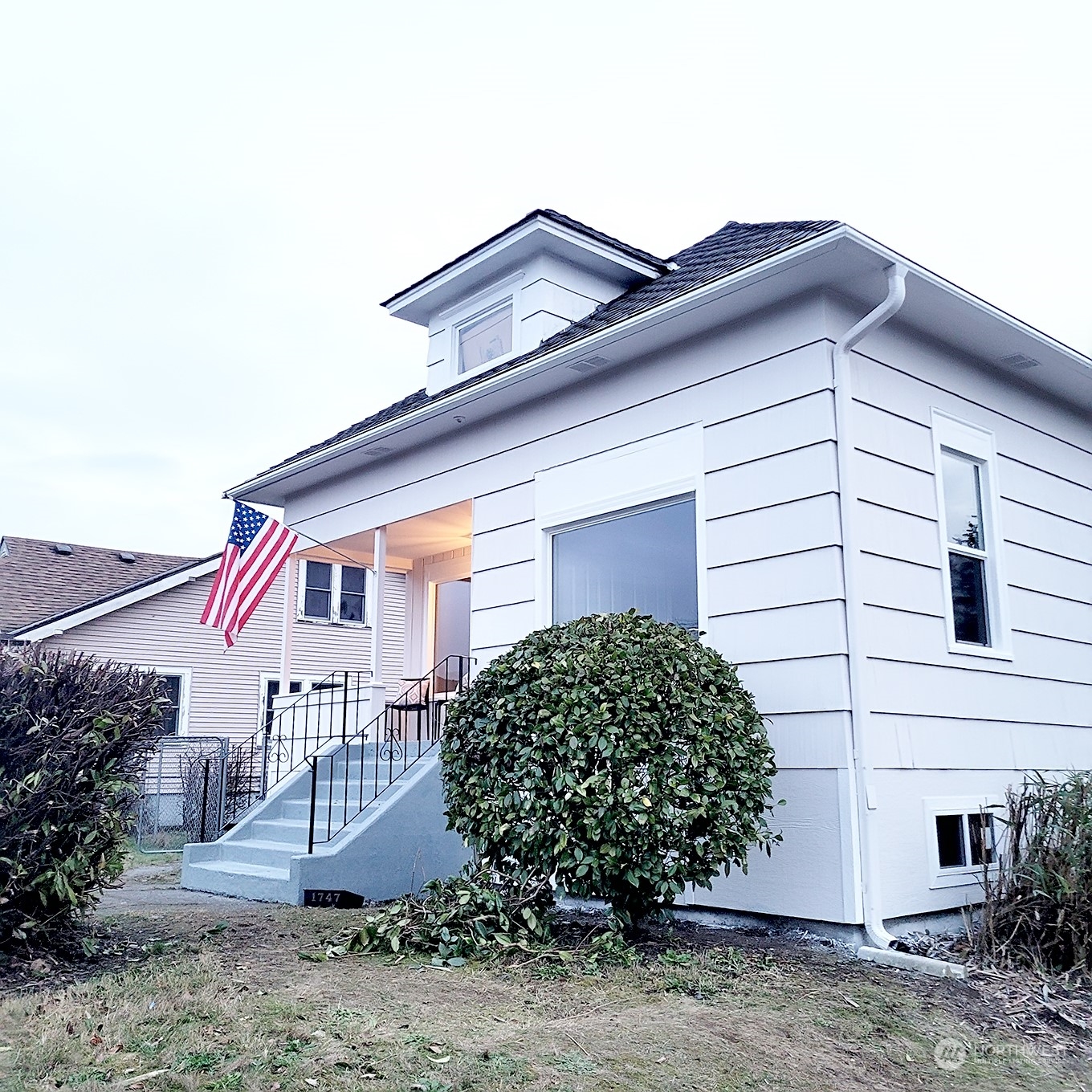 1747 Burwell Street Property Photo 1