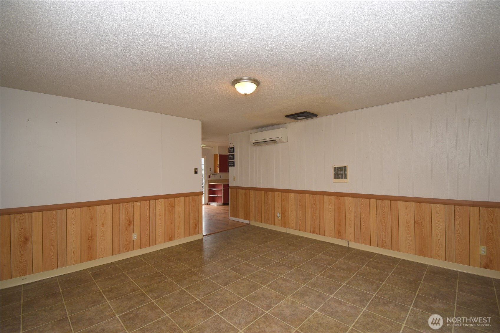 4734 Merlin St Property Photo 8