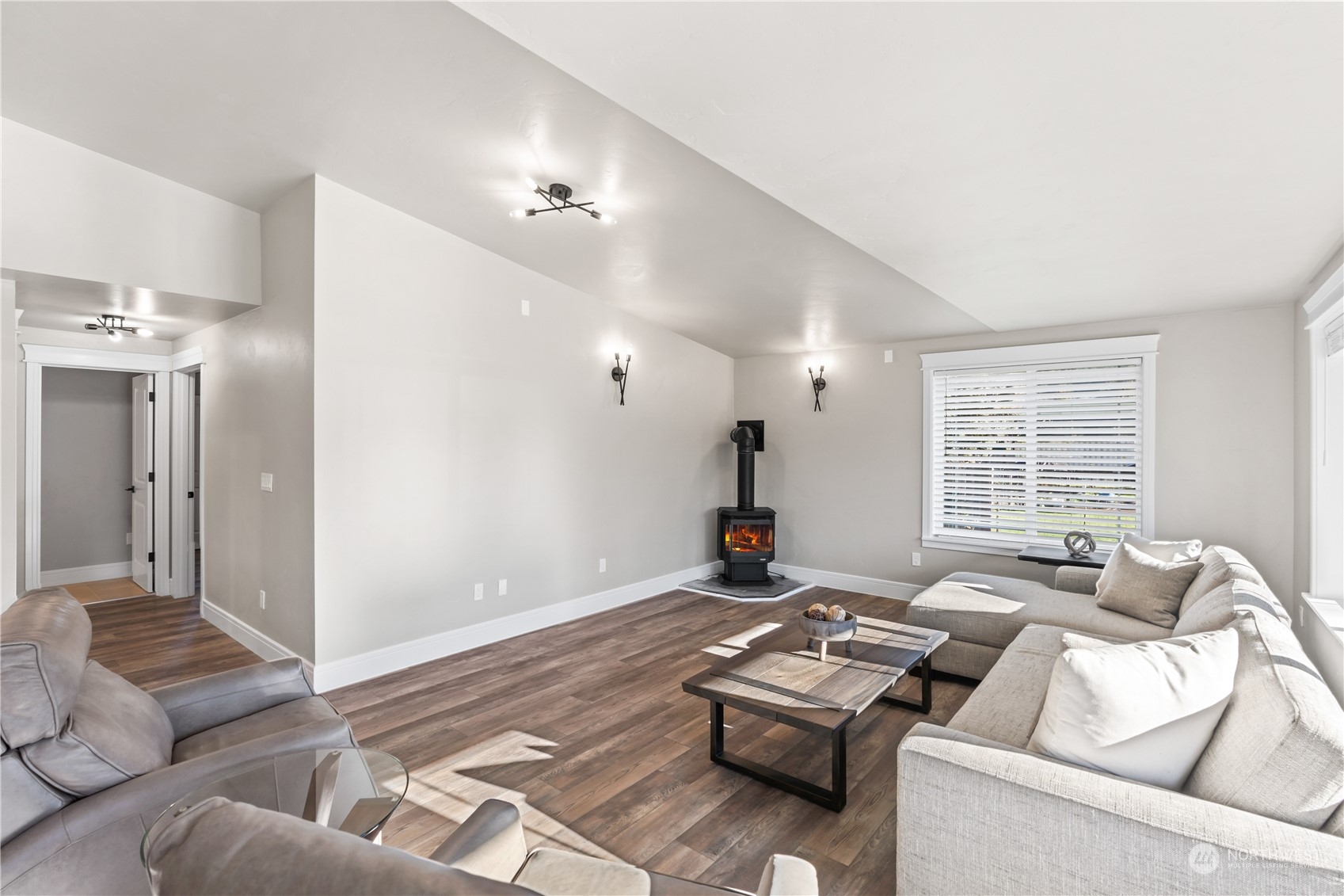 16502 88th Street Property Photo 15