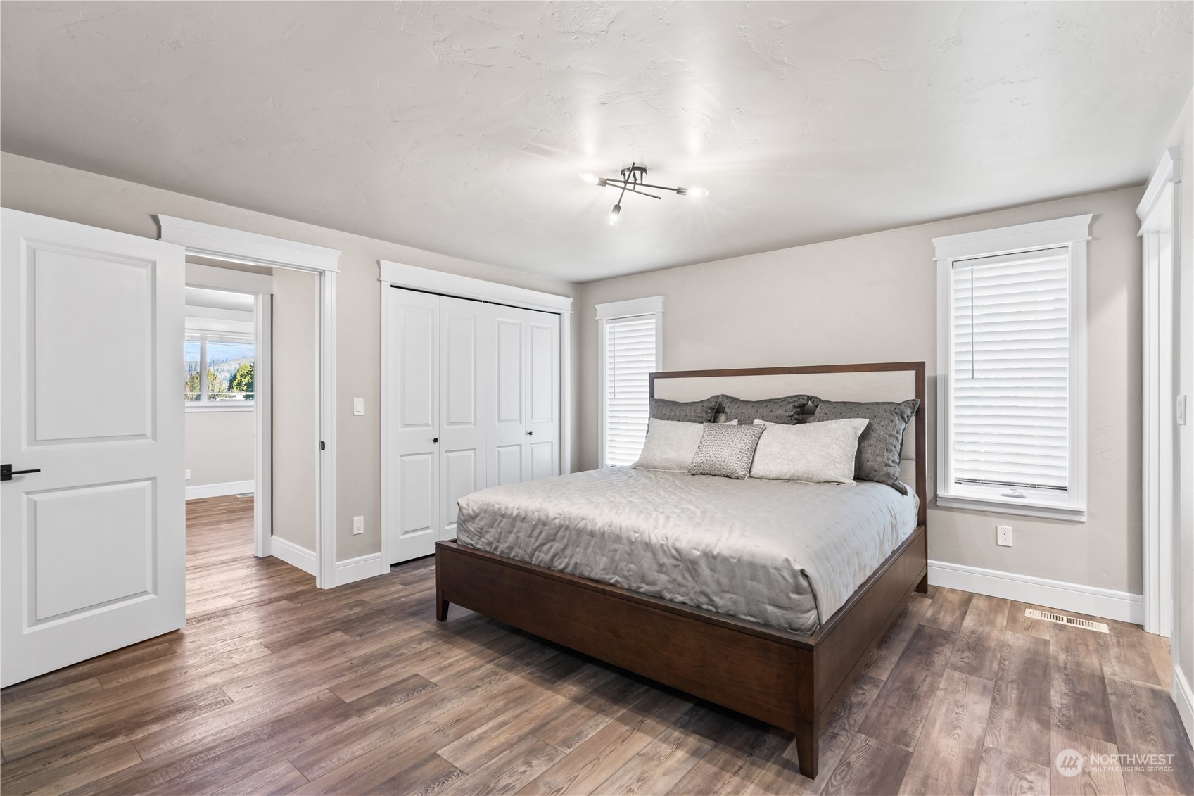 16502 88th Street Property Photo 18