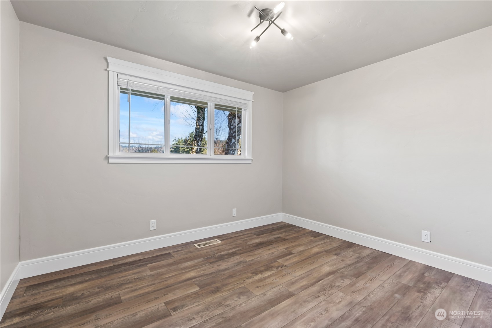 16502 88th Street Property Photo 22