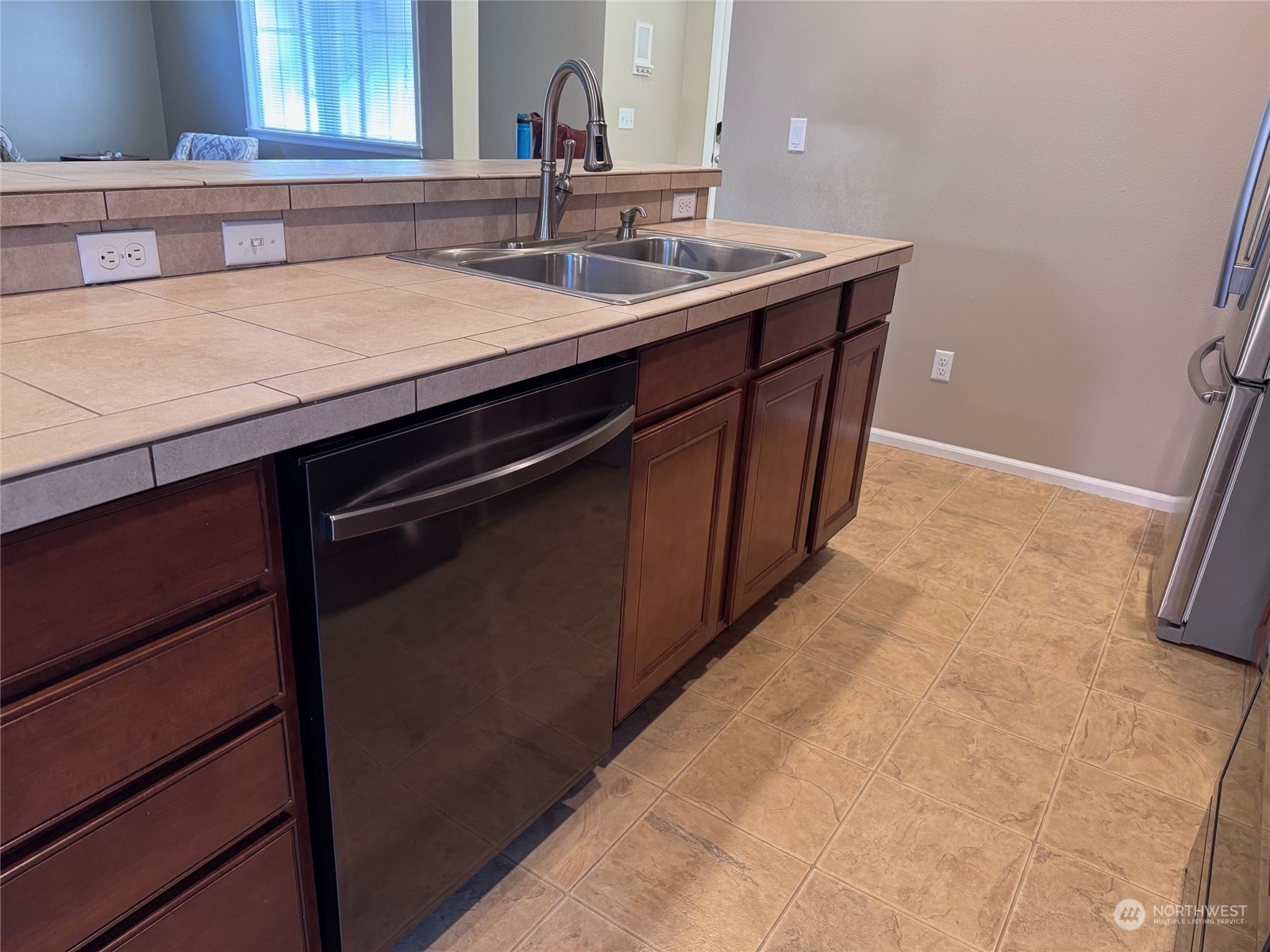 4739 Strathmore Circle Property Photo 9
