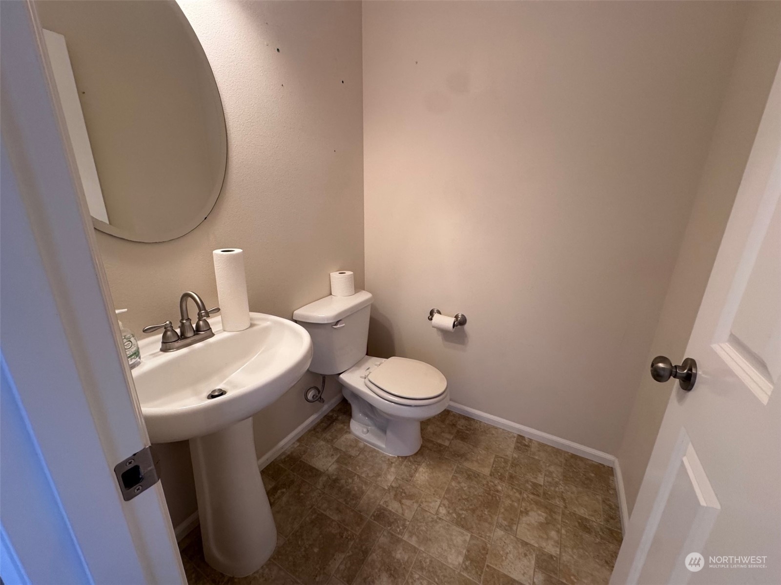 4739 Strathmore Circle Property Photo 12