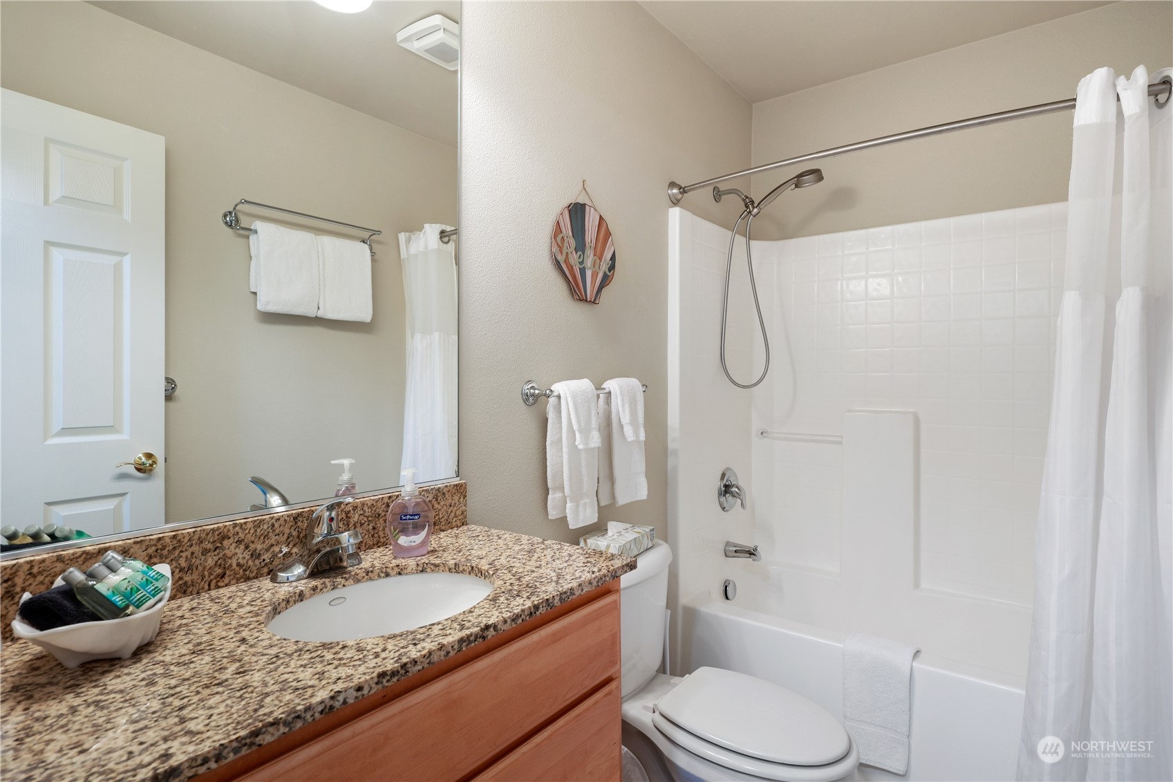 1600 W Ocean Avenue 1215 Property Photo 16