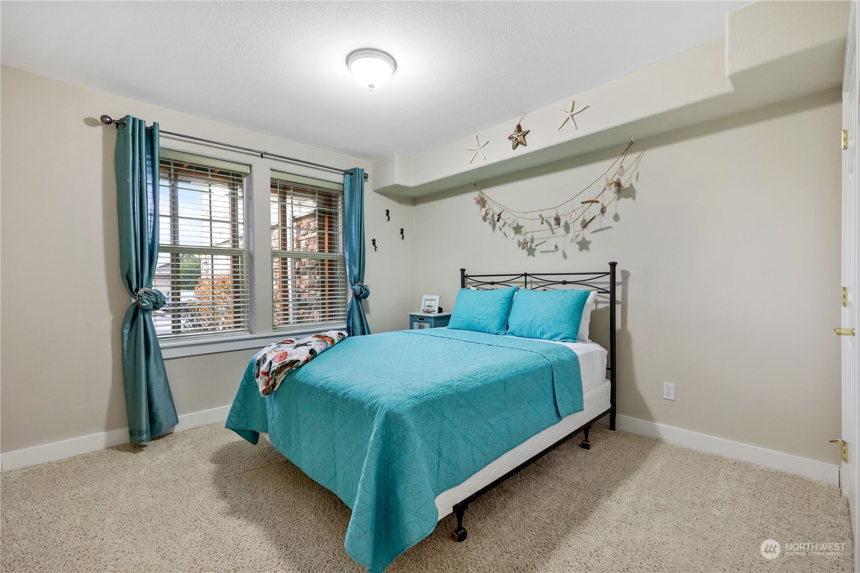 1600 W Ocean Avenue 1215 Property Photo 19