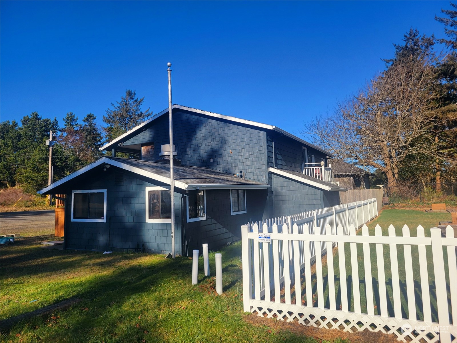 1201 Bay Avenue Property Photo 4