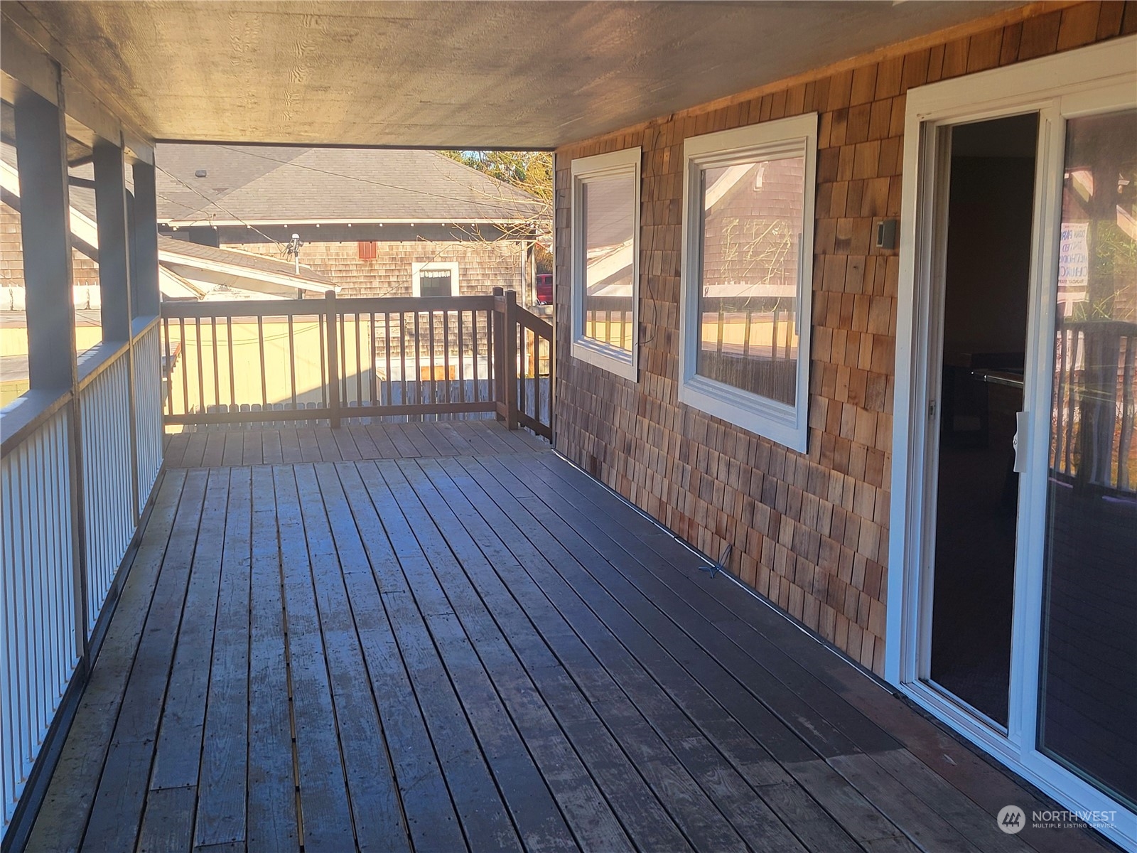 1201 Bay Avenue Property Photo 6