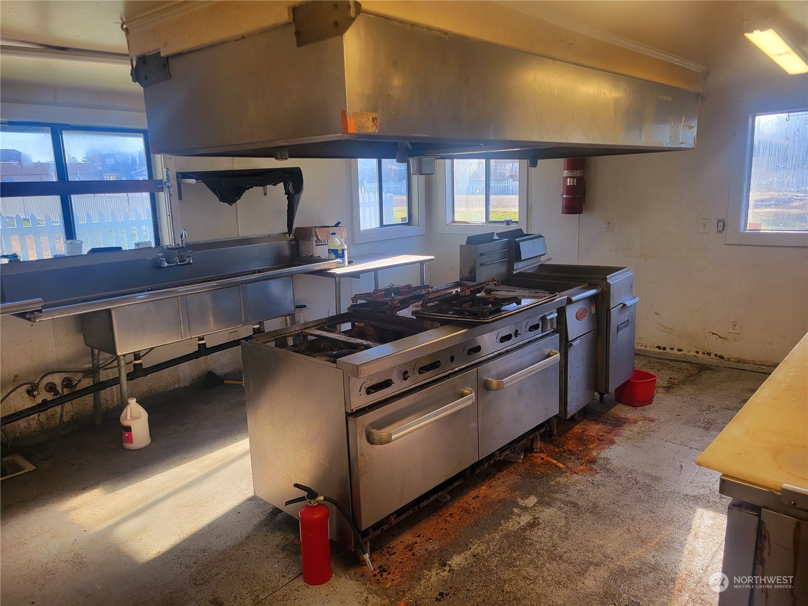 1201 Bay Avenue Property Photo 7