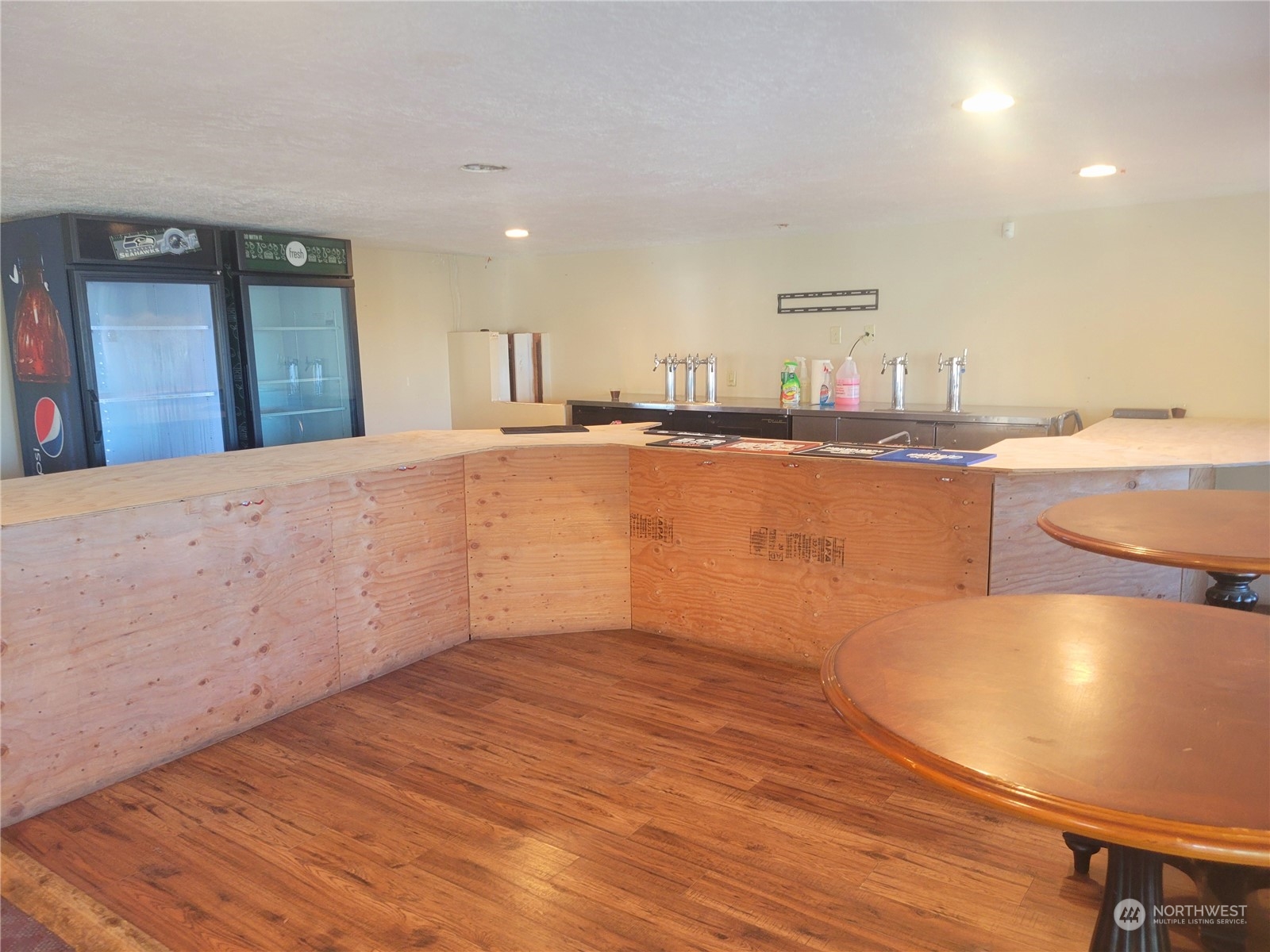 1201 Bay Avenue Property Photo 8