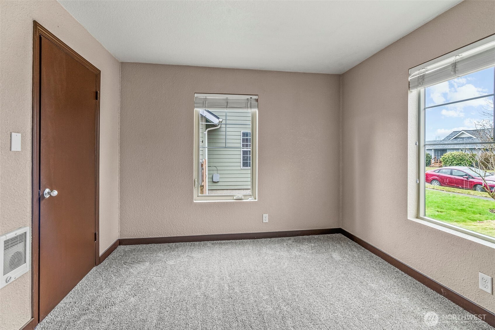 566 21st Avenue Property Photo 6