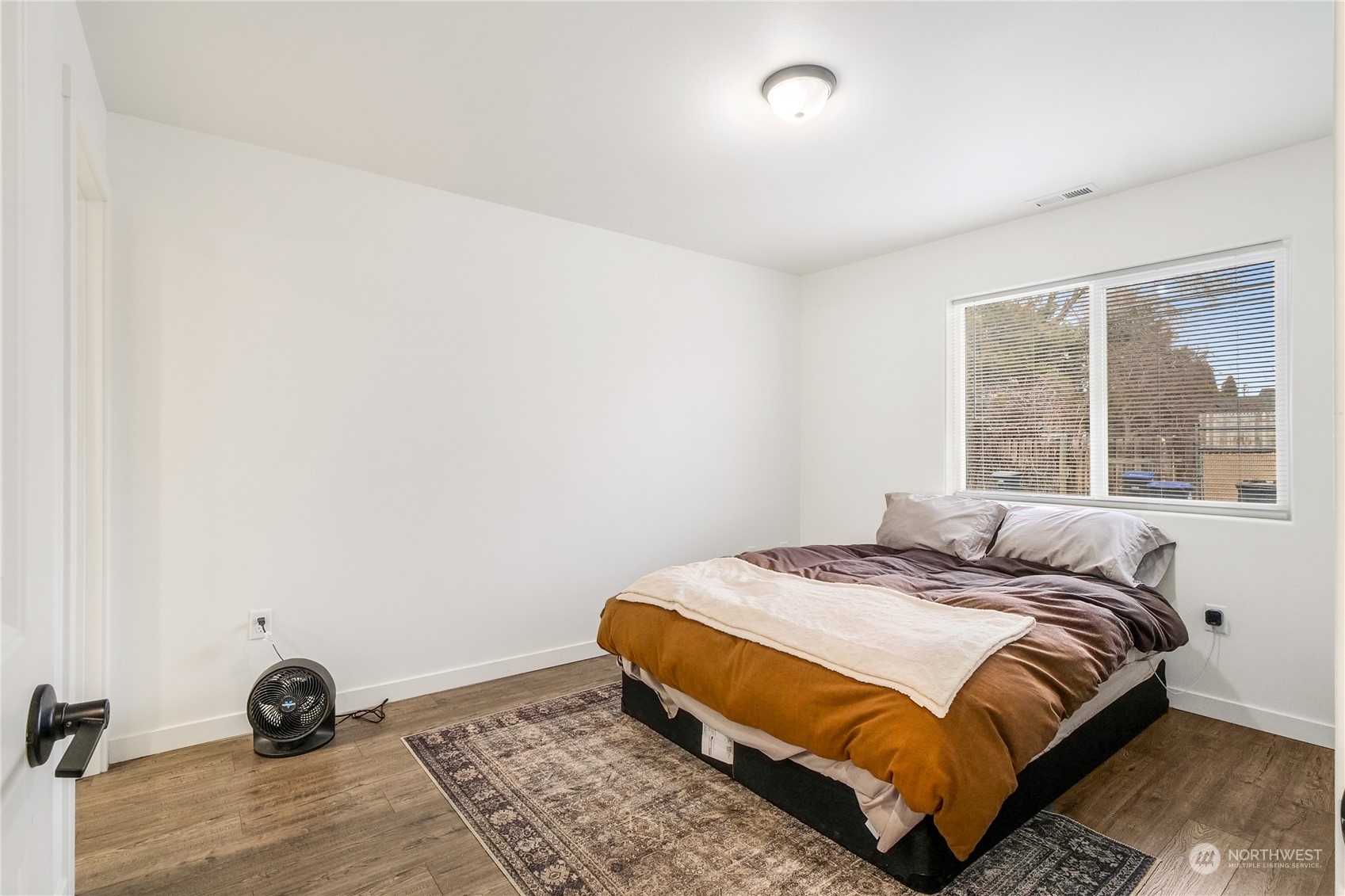 1125 W Ivy Avenue A/b Property Photo 19